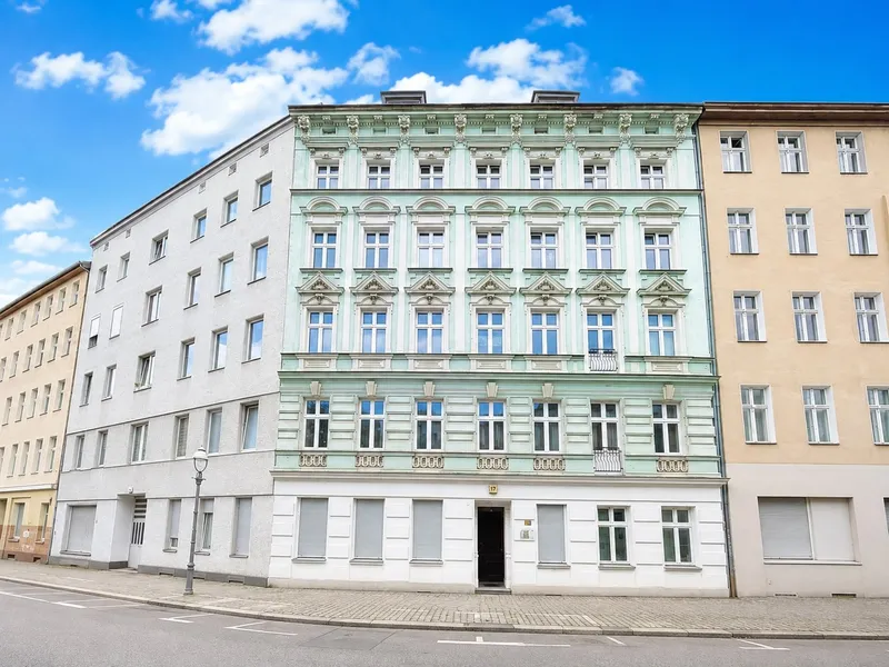 1.OG - 2-Zimmerwohnung Charmant, hell und bezugsbereit — photo 1